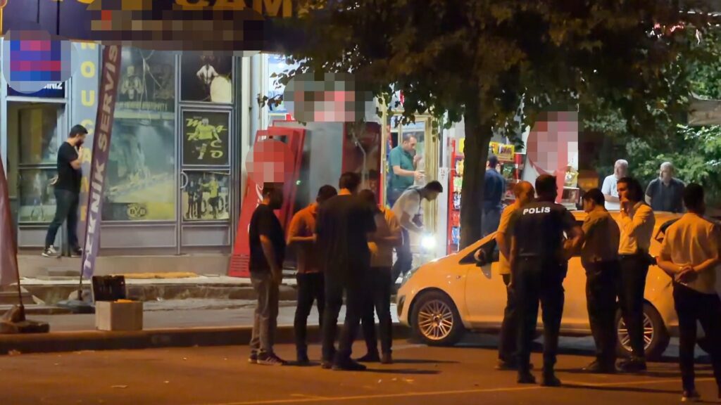 Diyarbakır’da video oyun salonuna silahlı saldırı: 3 yaral